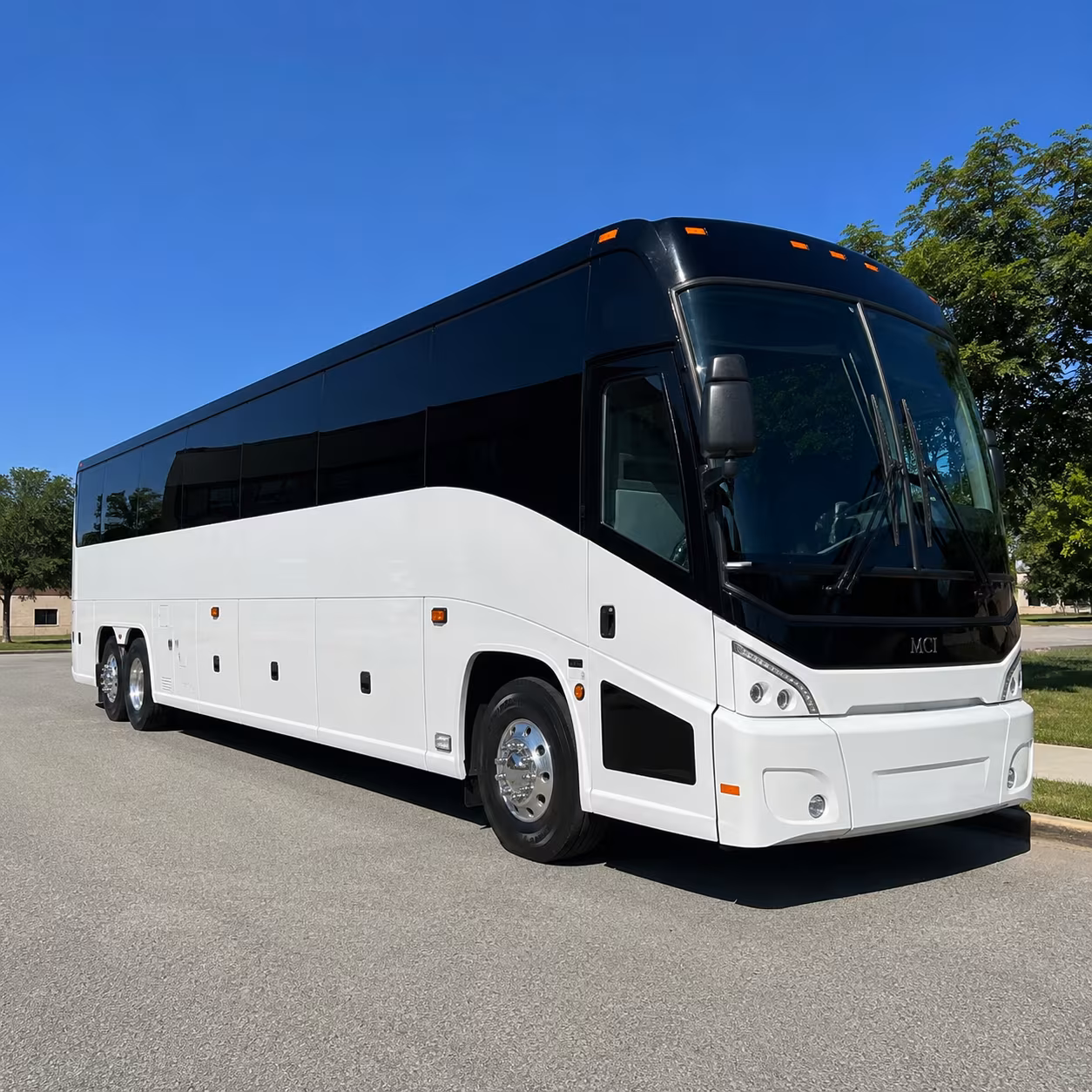 charter buses for trade show groups heading into the austin metro
