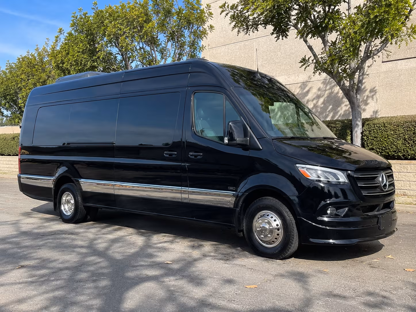 find the perfect transportation for your next wedding 1